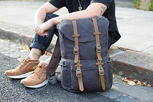 Des sacs à dos en cuir et toile taillés pour l'aventure au quotidien au look Vintage et contemporain Evervanz de 20 à 35 litres