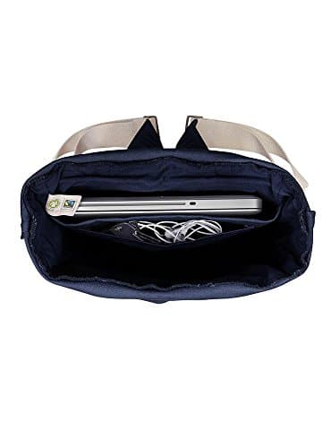 Le sac à dos Scandinave Ansvar en coton bio. Design original et épuré pour ce sac à dos en coton bio et au cuir avec tannage végétal sans chrome ni nickel pour ces fermoirs. Certifié Fairtrade et Got, sac à dos cuir et toile bio unisexe marine et marron