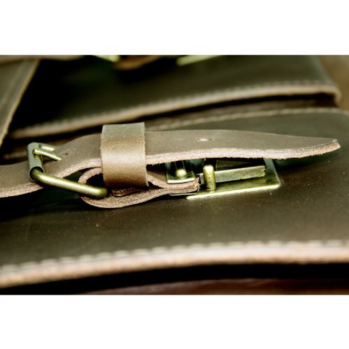 épaulette cuir de selle marron Delara Épaulette en cuir de selle de la marque Delara pour un confort vraiment optimal, soignez vos épaules d'enseignant chargé !