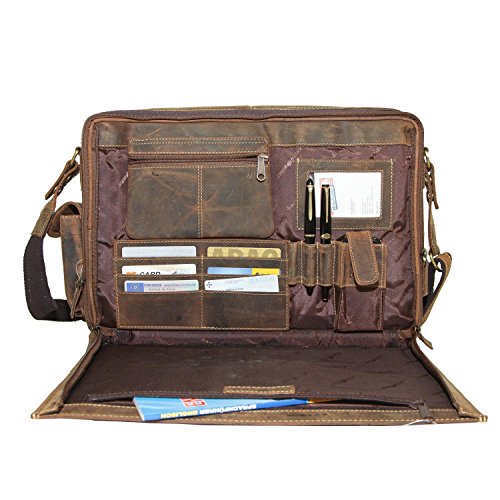 Très fonctionnel ce petit cartable cuir Greenberry avec tous ces emplacements où chacun de vos objets fétiches trouve sa place. Cartes, stylos, documents d'identité, pocket money...